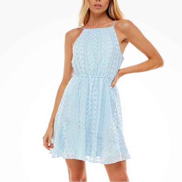 Crystal Dolls Women's Powder Blue
Embroidered Halter Fit & Flare Dress
Sz Large - Picture 1 of 9